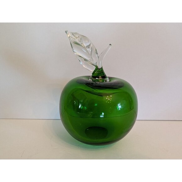 Green Glass Apple Paperweight With Clear Leaf Stem - Picture 2 of 9